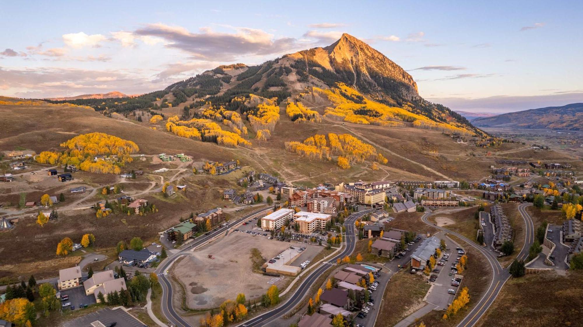 Studio 565 Perfect Location With Pool And Hot Tub Crested Butte Exterior foto